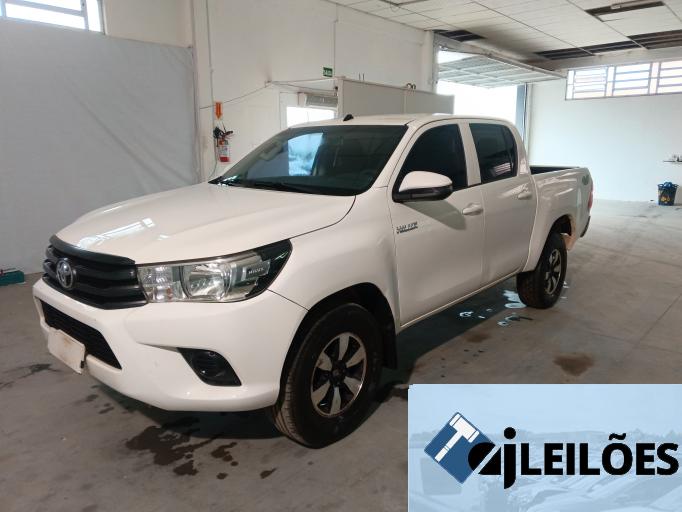 TOYOTA HILUX 19/19