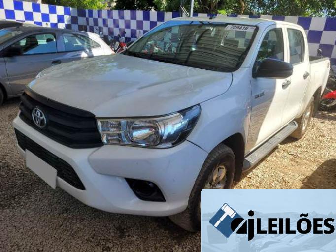 TOYOTA HILUX CD 18/19