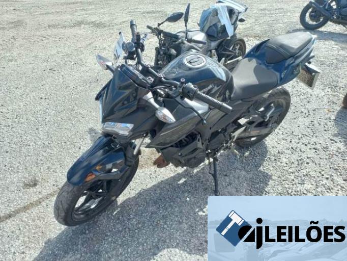 KAWASAKI Z400 21/21