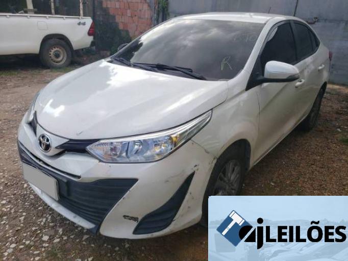 TOYOTA YARIS SEDA 20/21